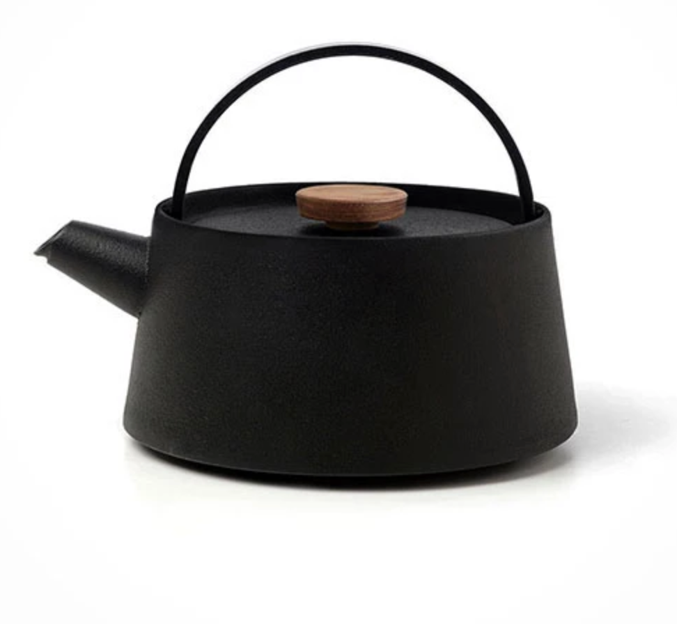 Japanese Traditional Cast Iron Teapot Kettle with Walnut Handle
